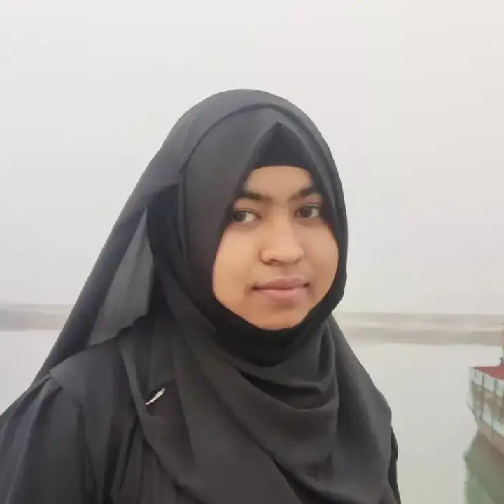 Urmi Akter